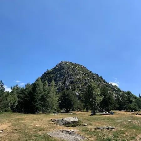 La Source & * Pont-de-Labeaume